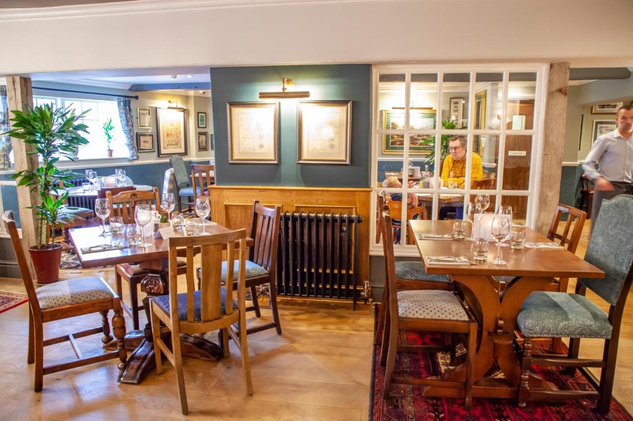The Bell - Brunning And Price Hotel Alderminster Exterior foto